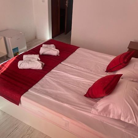 Ribarska Sreshta Family Hotel Tsarevo Buitenkant foto