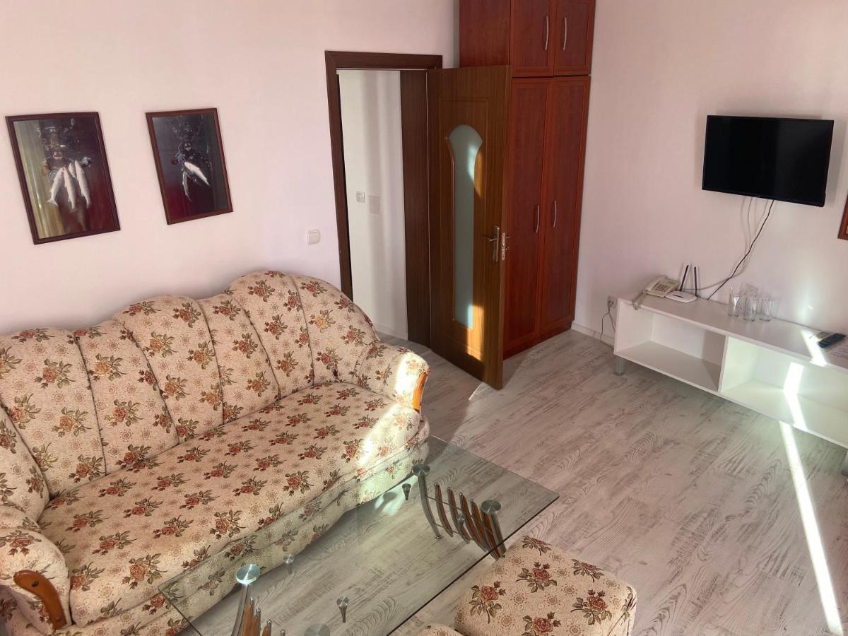 Ribarska Sreshta Family Hotel Tsarevo Buitenkant foto