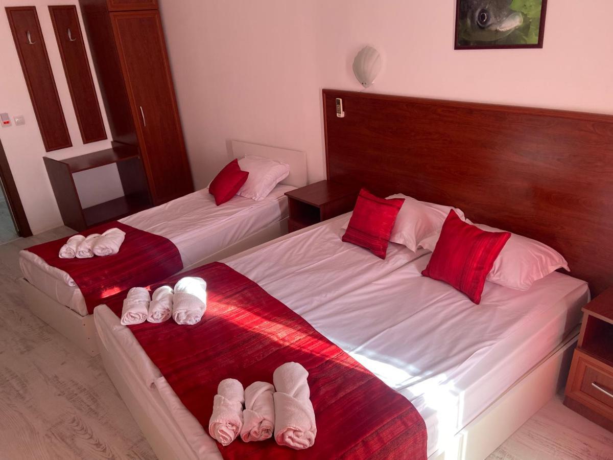 Ribarska Sreshta Family Hotel Tsarevo Buitenkant foto