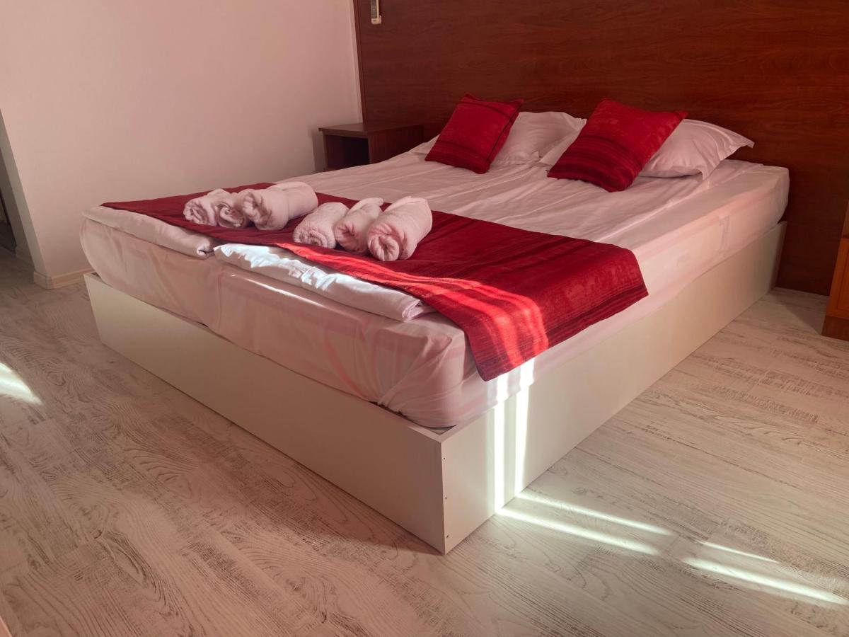 Ribarska Sreshta Family Hotel Tsarevo Buitenkant foto