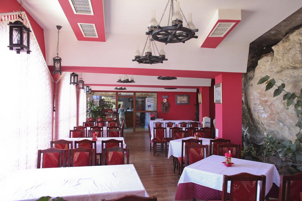 Ribarska Sreshta Family Hotel Tsarevo Buitenkant foto