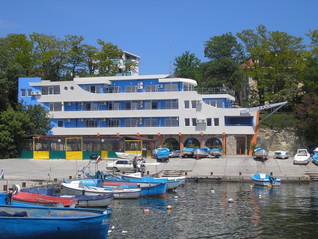 Ribarska Sreshta Family Hotel Tsarevo Buitenkant foto
